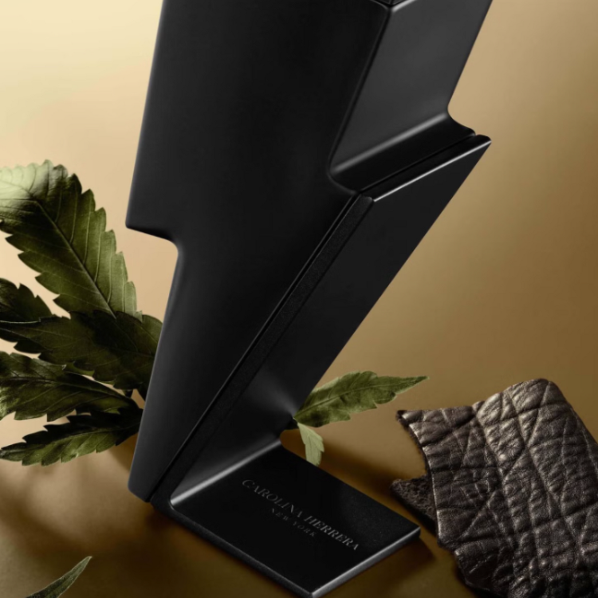 Carolina Herrera BAD BOY Le Parfum 100ml - TESTER comes in plain white box