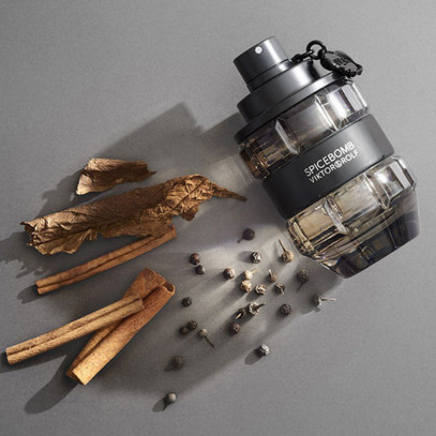 VIKTOR ROLF Spicebomb Eau de Toilette Spray 90ml