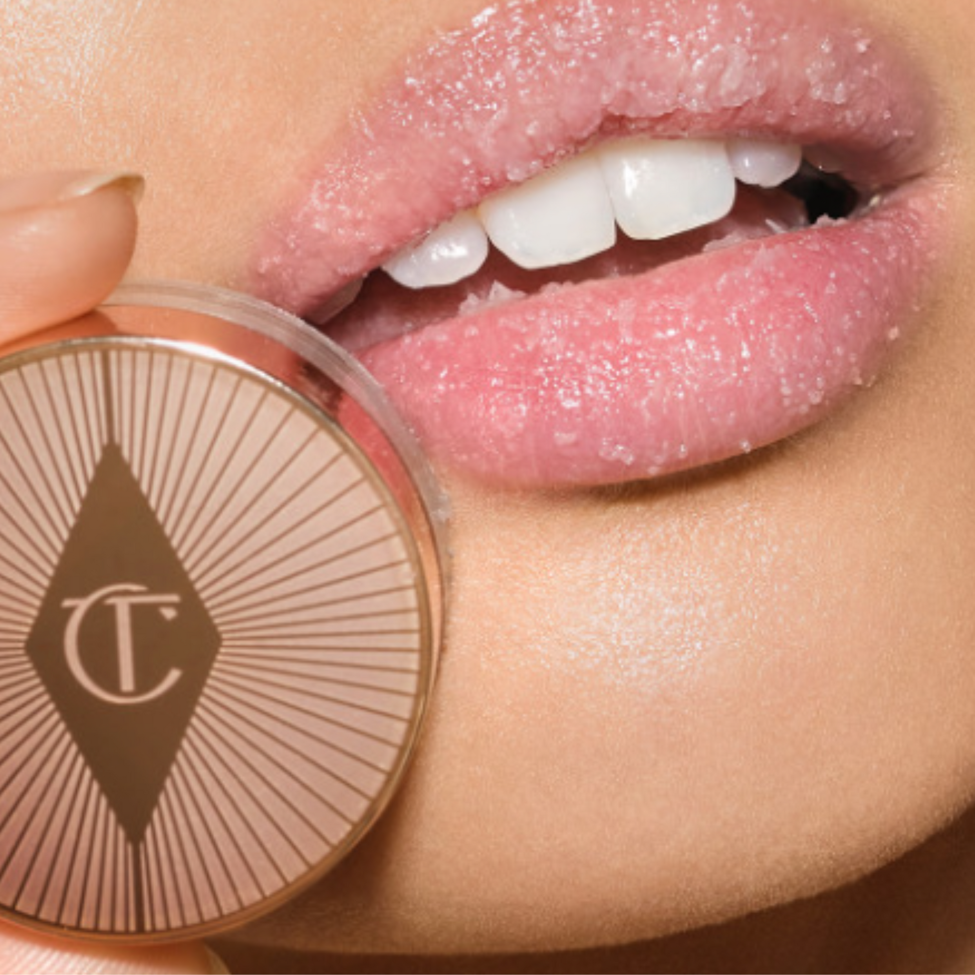 Charlotte Tilbury Charlotte's Magic Lip Scrub