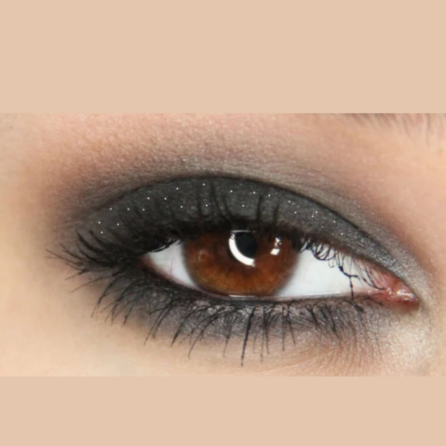 No7 Smokey Sparkle Eyeliner in Shade GUN METAL