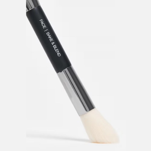 Huda Beauty Bake & Blend Face Brush