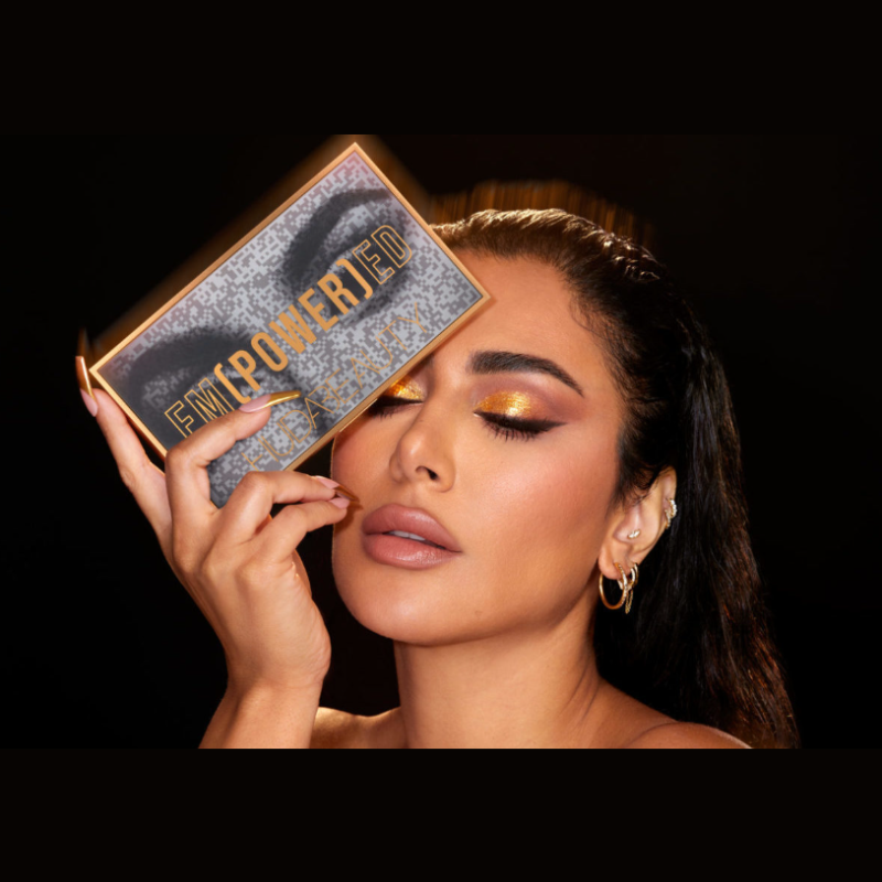 Synthetic bristle eyeshadow brushes for powders and creams